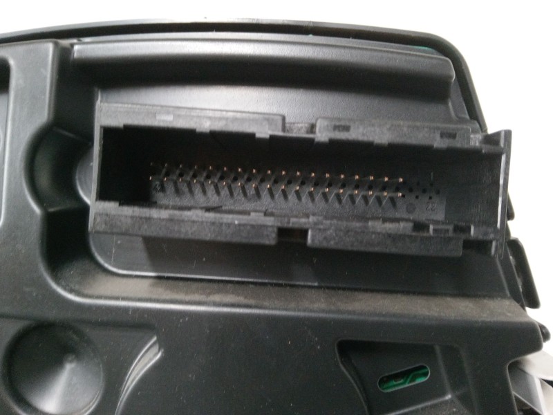 Recambio de cuadro instrumentos para opel astra h (a04) 1.8 (l48) referencia OEM IAM 13172011  