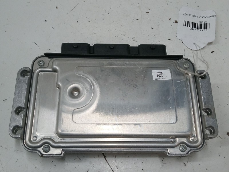Recambio de centralita motor uce para peugeot 307 sw (3h) 1.6 16v referencia OEM IAM   