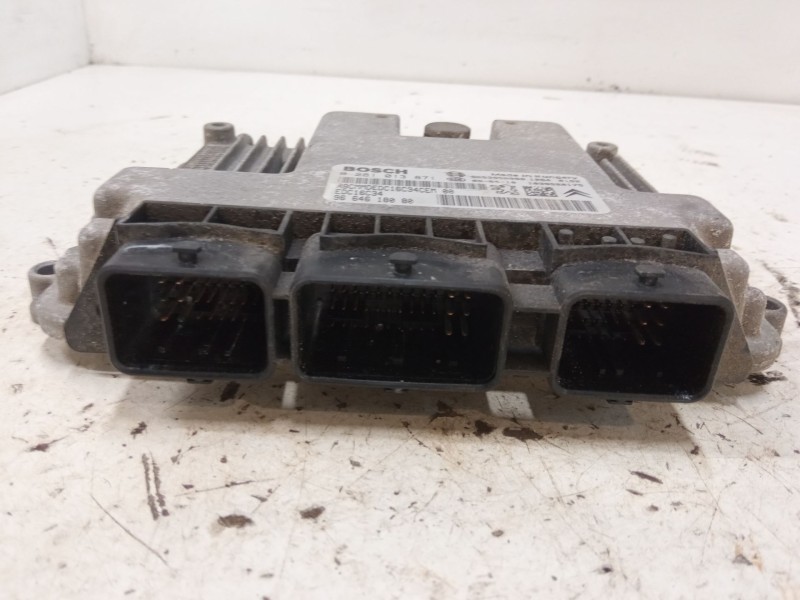 Recambio de centralita motor uce para peugeot partner furgoneta/monovolumen 1.6 hdi 16v referencia OEM IAM 0281013871 9653958980