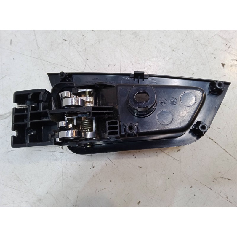 Recambio de maneta interior puerta delantera derecha para ssangyong korando (ck) 2.0 e-xdi referencia OEM IAM   