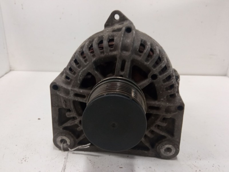 Recambio de alternador para renault megane ii coupé-cabriolet (em0/1_) 1.5 dci (em1e) referencia OEM IAM 8200667614  