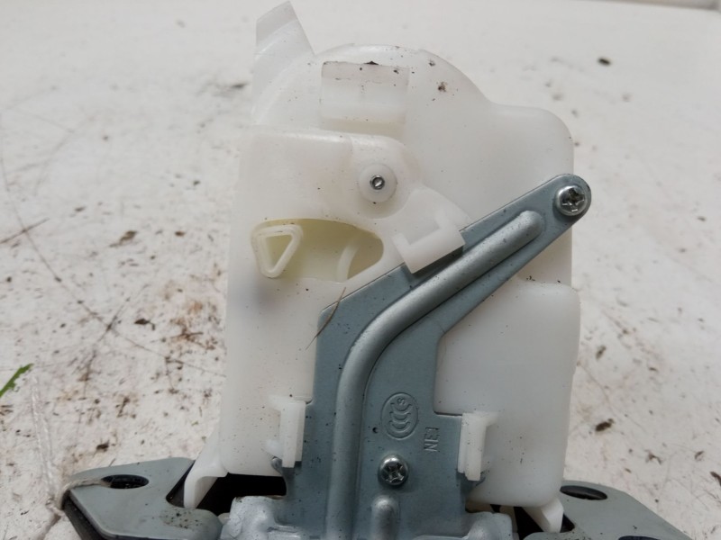 Recambio de cerradura maletero / porton para nissan juke (f15) 1.6 referencia OEM IAM   