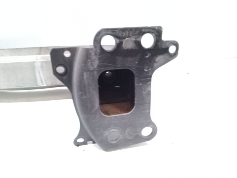 Recambio de refuerzo paragolpes delantero para audi a3 sportback (8pa) 1.6 fsi referencia OEM IAM   