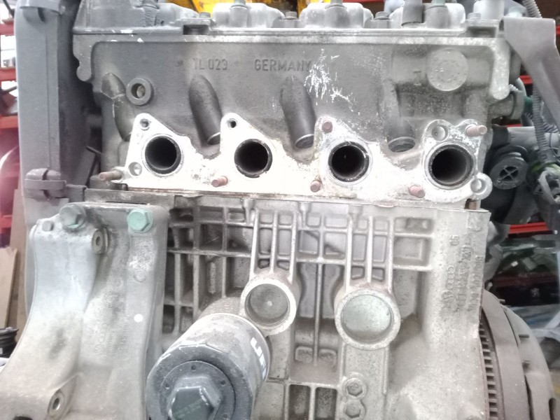 Recambio de motor completo para volkswagen polo (6n2) 1.0 referencia OEM IAM AUD  