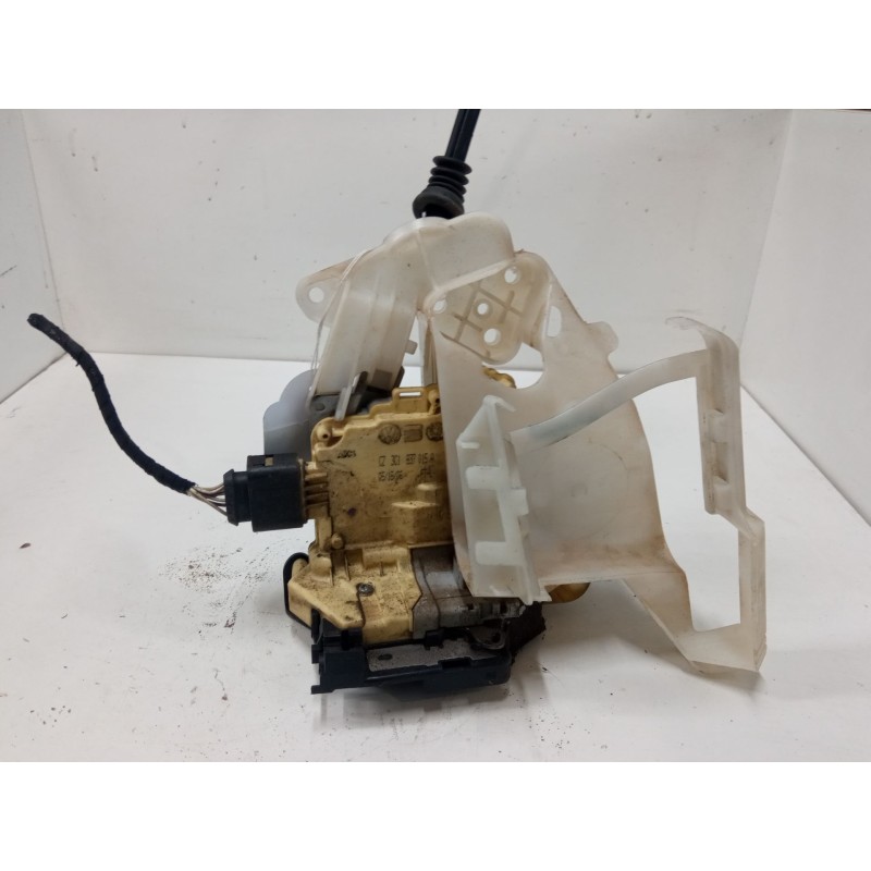 Recambio de cerradura puerta delantera izquierda para volkswagen passat b6 (3c2) 2.0 tdi 16v referencia OEM IAM 3C1B37015A  