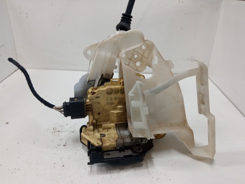 Recambio de cerradura puerta delantera izquierda para volkswagen passat b6 (3c2) 2.0 tdi 16v referencia OEM IAM 3C1B37015A  
