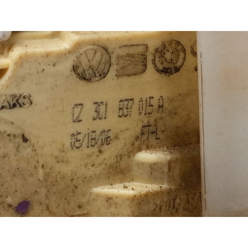 Recambio de cerradura puerta delantera izquierda para volkswagen passat b6 (3c2) 2.0 tdi 16v referencia OEM IAM 3C1B37015A  