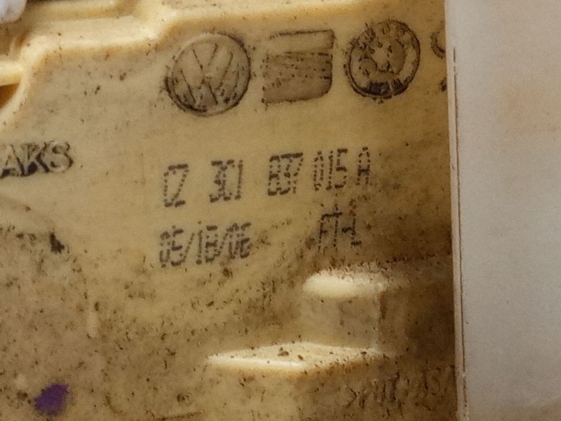 Recambio de cerradura puerta delantera izquierda para volkswagen passat b6 (3c2) 2.0 tdi 16v referencia OEM IAM 3C1B37015A  