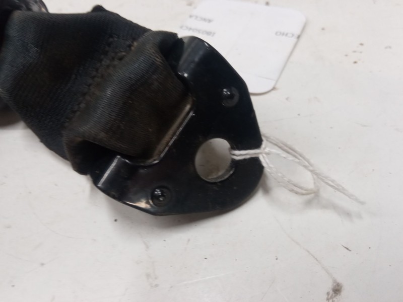 Recambio de anclaje cinturon trasero derecho para renault clio i (b/c57_, 5/357_) 1.2 (5/357y, 5/357k) referencia OEM IAM   