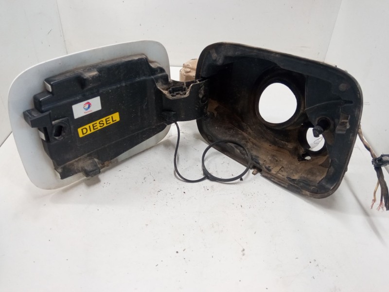 Recambio de tapa exterior combustible para citroën c3 iii (sx) 1.6 bluehdi 75 referencia OEM IAM   