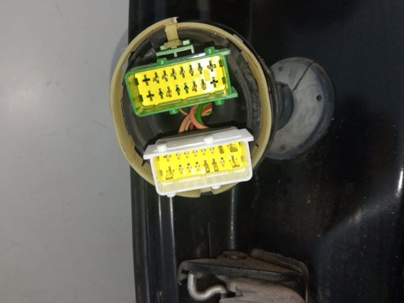 Recambio de puerta delantera derecha para peugeot 207/207+ (wa_, wc_) 1.4 16v referencia OEM IAM completa  