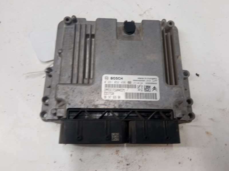 Recambio de centralita motor uce para citroën c3 iii (sx) 1.6 bluehdi 75 referencia OEM IAM 0281032456  