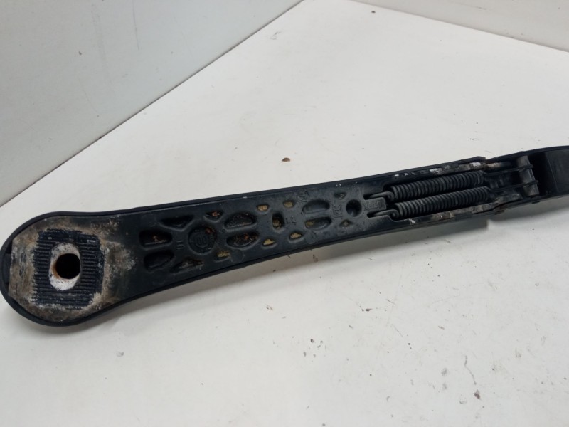 Recambio de brazo limpia delantero izquierdo para bmw 5 touring (e39) 525 d referencia OEM IAM   