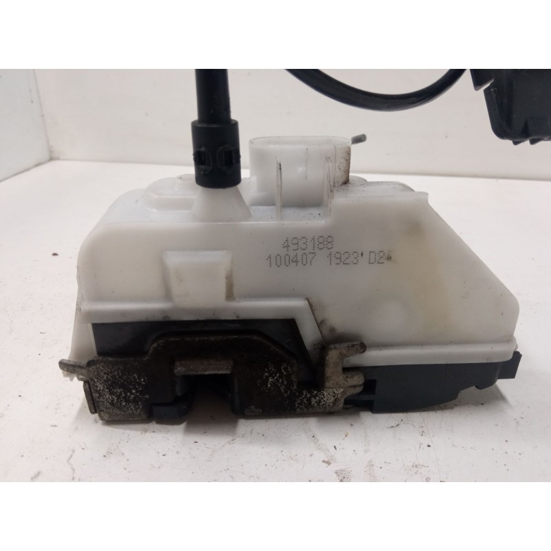 Recambio de cerradura puerta delantera derecha para renault megane ii coupé-cabriolet (em0/1_) 1.5 dci (em1e) referencia OEM IAM