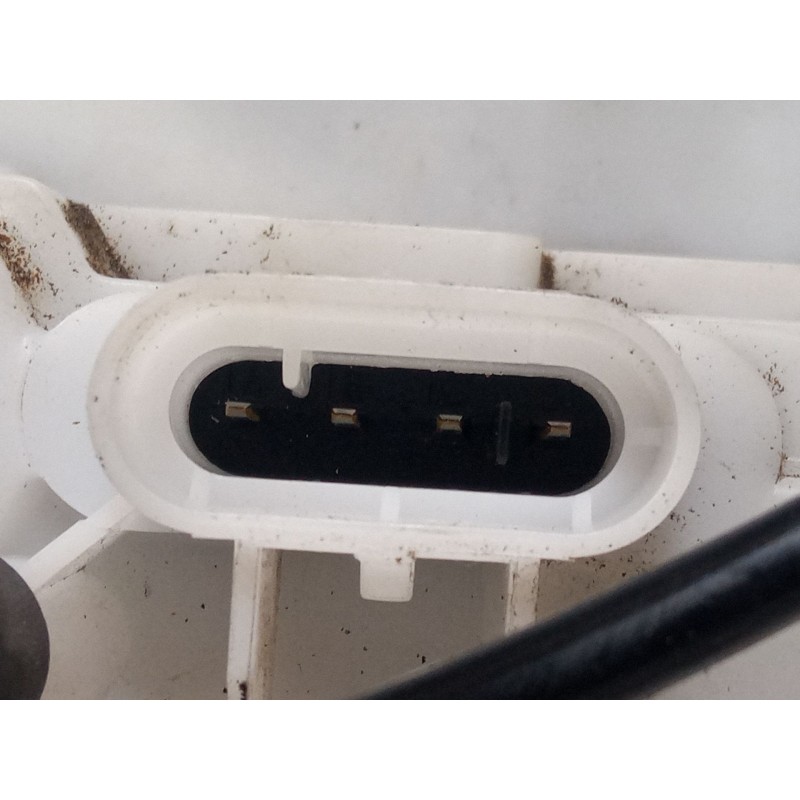 Recambio de cerradura puerta delantera derecha para renault megane ii coupé-cabriolet (em0/1_) 1.5 dci (em1e) referencia OEM IAM