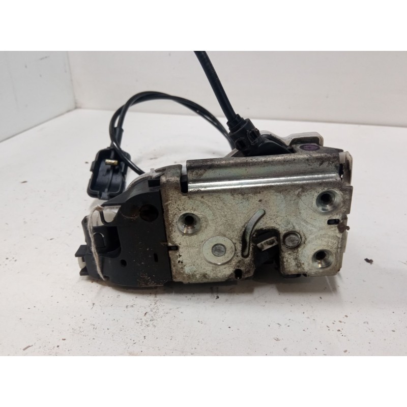 Recambio de cerradura puerta delantera derecha para renault megane ii coupé-cabriolet (em0/1_) 1.5 dci (em1e) referencia OEM IAM