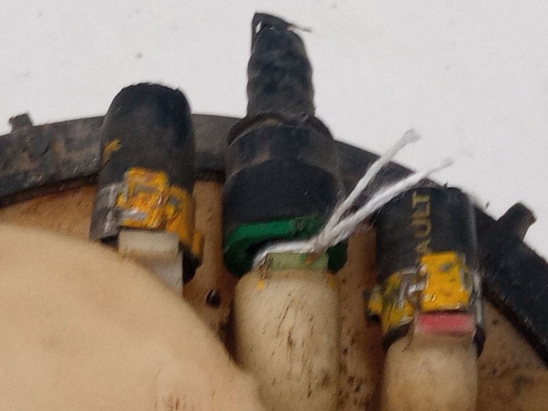 Recambio de aforador para renault clio i (b/c57_, 5/357_) 1.2 (5/357y, 5/357k) referencia OEM IAM   