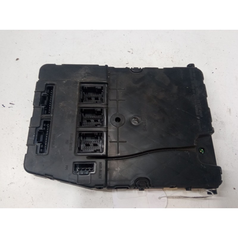 Recambio de bsi para renault megane ii coupé-cabriolet (em0/1_) 1.5 dci (em1e) referencia OEM IAM 8200780021  