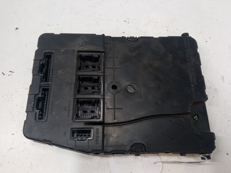 Recambio de bsi para renault megane ii coupé-cabriolet (em0/1_) 1.5 dci (em1e) referencia OEM IAM 8200780021  