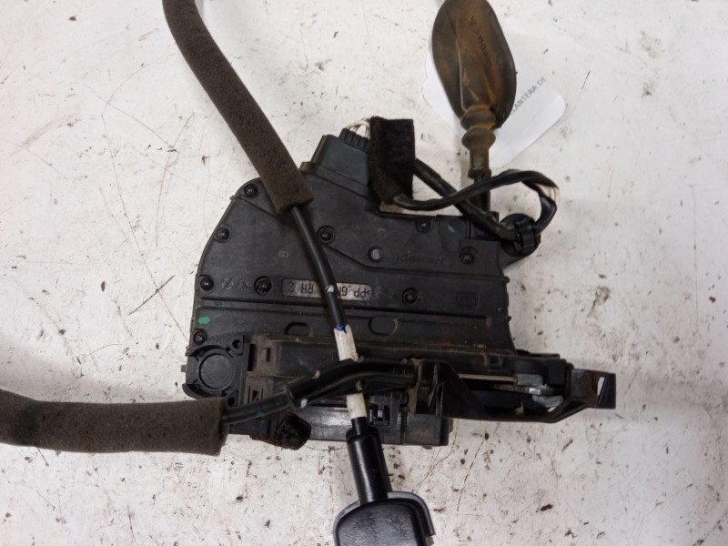 Recambio de cerradura puerta delantera derecha para renault clio iv (bh_) 1.2 16v referencia OEM IAM   