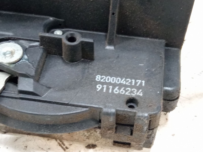 Recambio de cerradura puerta delantera derecha para nissan primastar furgoneta (x83) 1.9 dci 100 referencia OEM IAM   