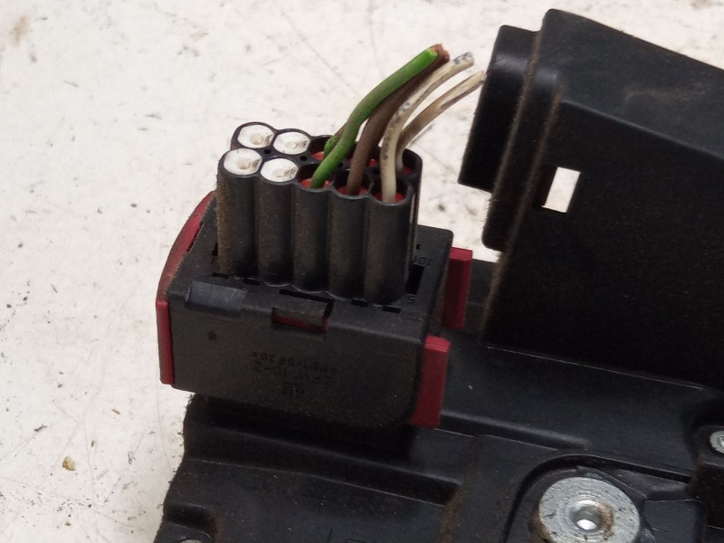 Recambio de cerradura puerta delantera derecha para nissan primastar furgoneta (x83) 1.9 dci 100 referencia OEM IAM   