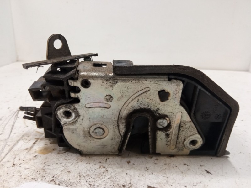 Recambio de cerradura puerta delantera izquierda para bmw 1 (e87) 118 d referencia OEM IAM   