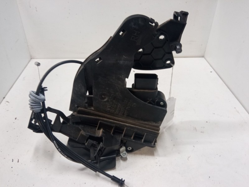 Recambio de cerradura puerta trasera derecha para volvo s40 ii (544) 1.8 referencia OEM IAM   