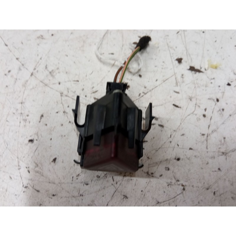 Recambio de warning para mercedes-benz clase a (w169) a 180 cdi (169.007, 169.307) referencia OEM IAM   