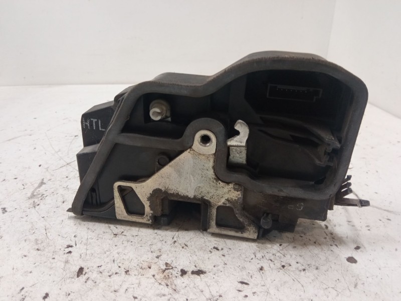 Recambio de cerradura puerta trasera izquierda para bmw 1 (e87) 118 d referencia OEM IAM   