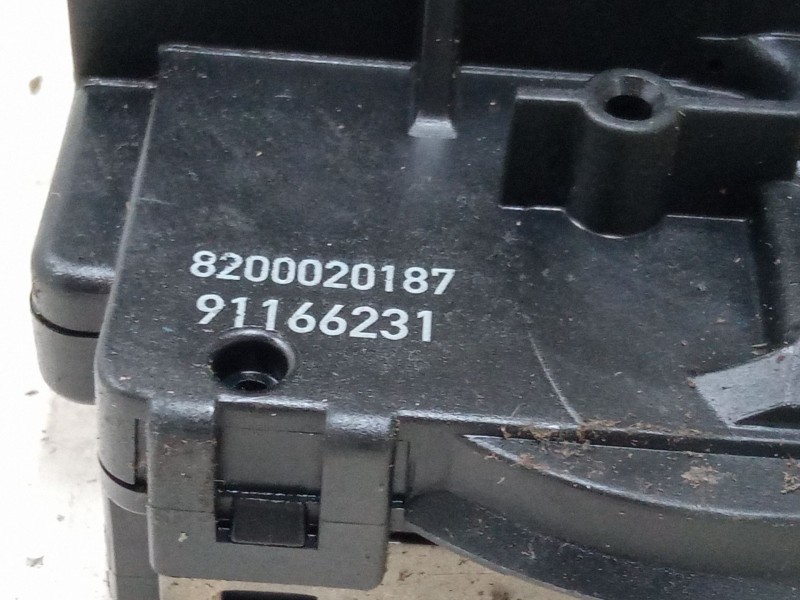 Recambio de cerradura puerta trasera izquierda para nissan primastar furgoneta (x83) 1.9 dci 100 referencia OEM IAM 8200020187  