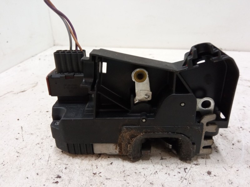 Recambio de cerradura puerta trasera izquierda para nissan primastar furgoneta (x83) 1.9 dci 100 referencia OEM IAM 8200020187  