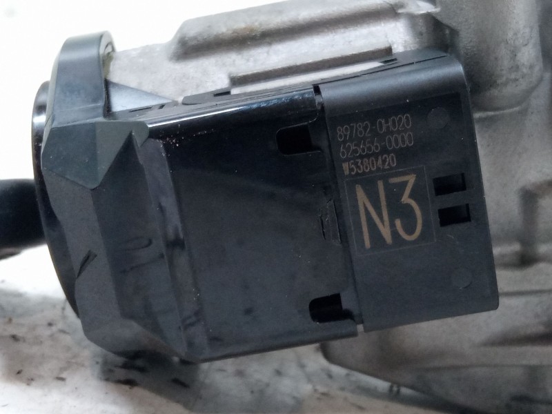 Recambio de clausor para peugeot 108 1.2 referencia OEM IAM 897820H020  