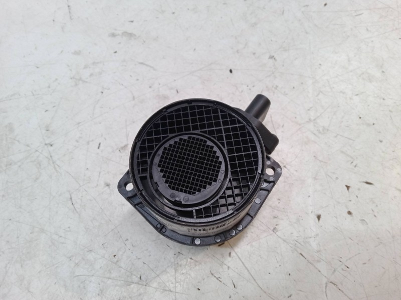 Recambio de caudalimetro para audi a4 b7 avant (8ed) 2.0 tdi referencia OEM IAM 074906461B  0281002461