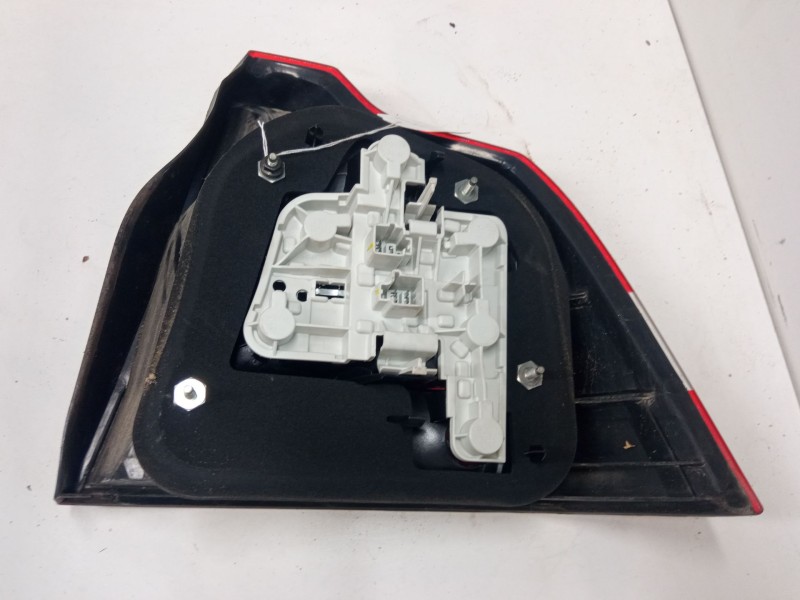 Recambio de piloto trasero izquierdo para volvo s40 ii (544) 1.8 referencia OEM IAM   