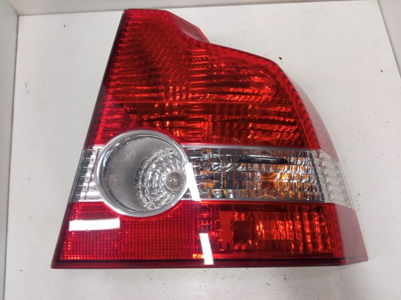 Recambio de piloto trasero derecho para volvo s40 ii (544) 1.8 referencia OEM IAM 30698347  