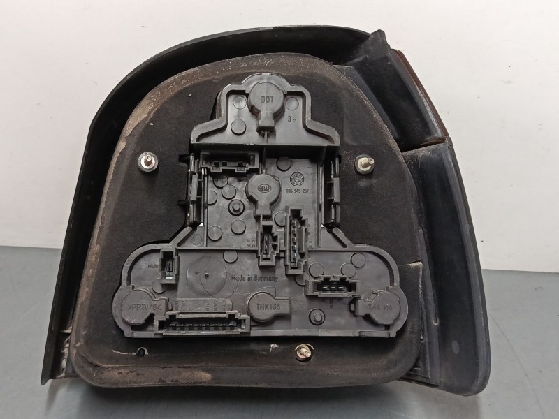 Recambio de piloto trasero izquierdo para volkswagen golf iv cabriolet (1e7) 1.8 referencia OEM IAM 1H6945111  