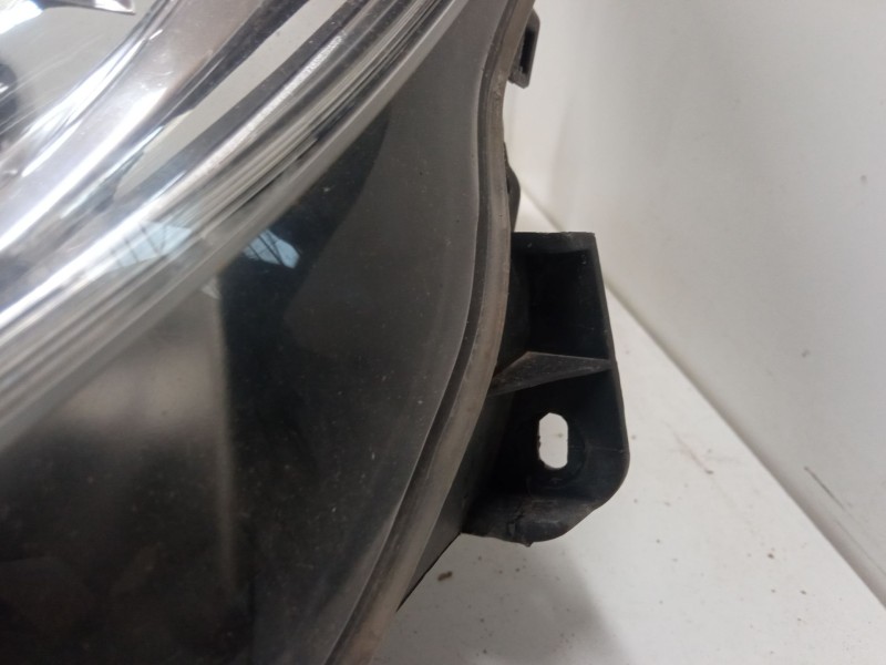 Recambio de faro izquierdo para opel corsa d (s07) 1.3 cdti (l08, l68) referencia OEM IAM   