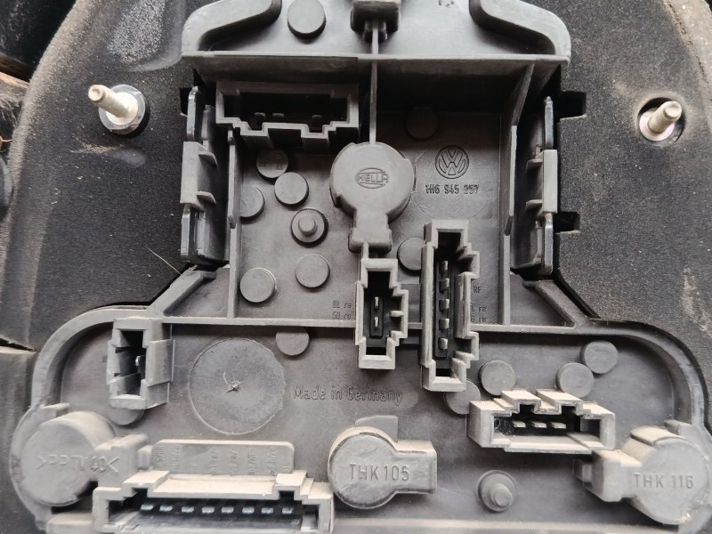 Recambio de piloto trasero derecho para volkswagen golf iv cabriolet (1e7) 1.8 referencia OEM IAM 1H6945112  