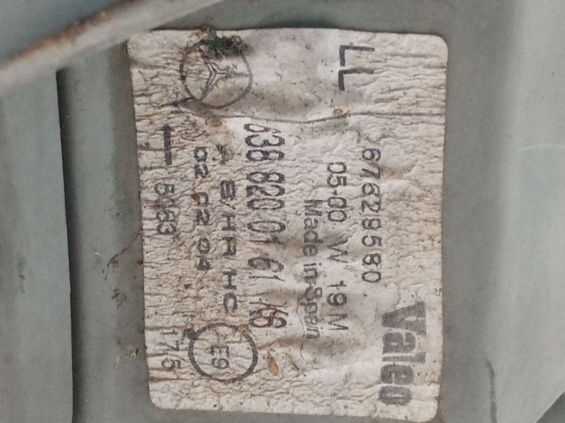 Recambio de faro derecho para mercedes-benz 108 cdi referencia OEM IAM   