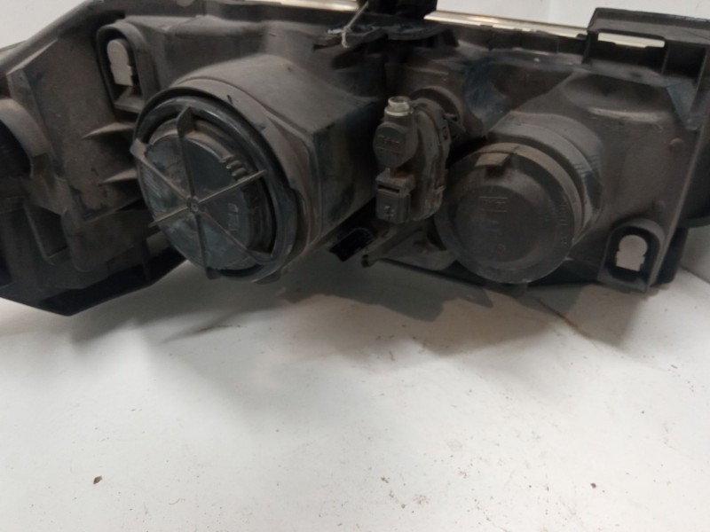 Recambio de faro izquierdo para renault megane ii coupé-cabriolet (em0/1_) 1.5 dci (em1e) referencia OEM IAM   