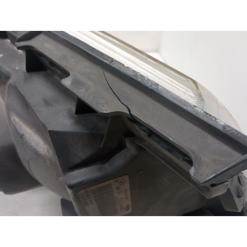 Recambio de faro izquierdo para renault megane ii coupé-cabriolet (em0/1_) 1.5 dci (em1e) referencia OEM IAM   