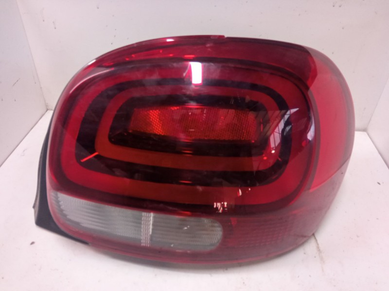 Recambio de piloto trasero derecho para citroën c3 iii (sx) 1.6 bluehdi 75 referencia OEM IAM   