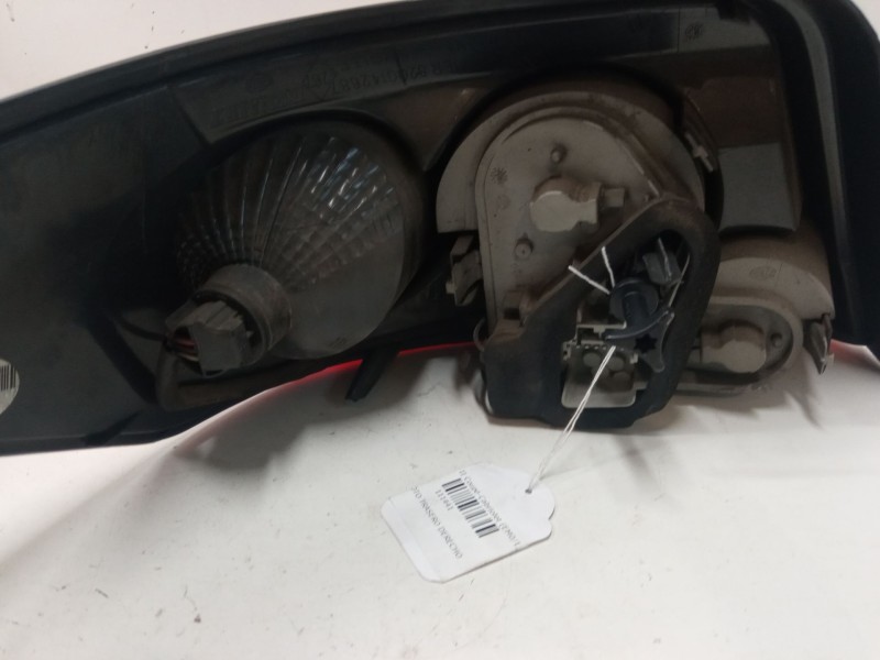 Recambio de piloto trasero derecho para renault megane ii coupé-cabriolet (em0/1_) 1.5 dci (em1e) referencia OEM IAM   