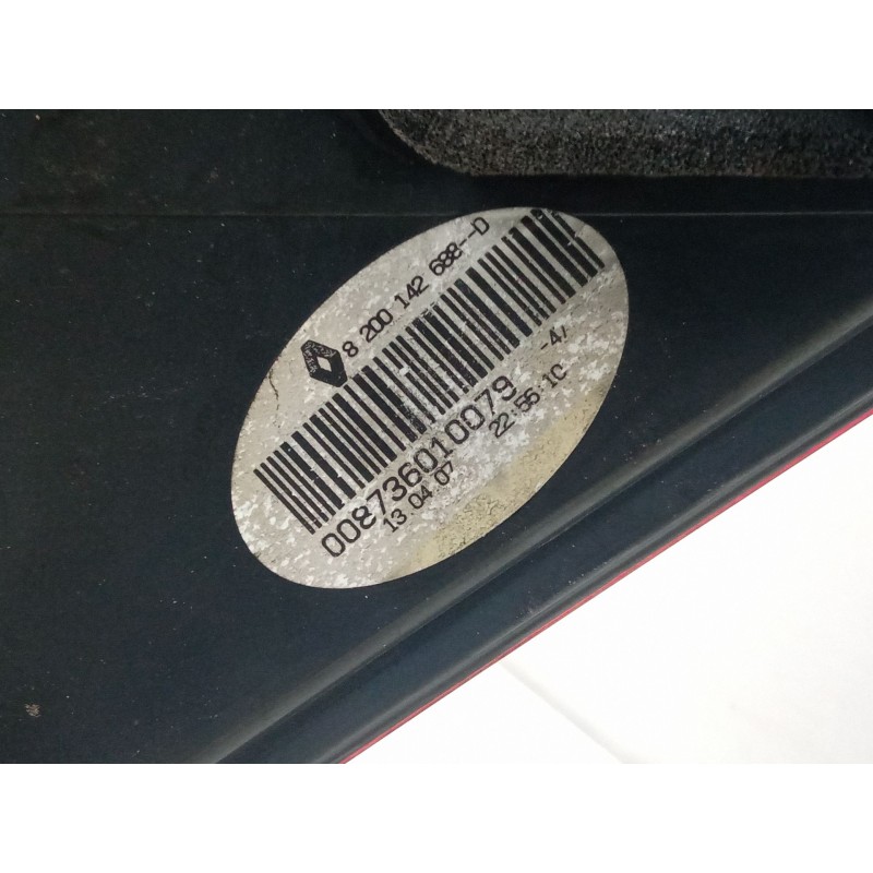 Recambio de piloto trasero izquierdo para renault megane ii coupé-cabriolet (em0/1_) 1.5 dci (em1e) referencia OEM IAM   