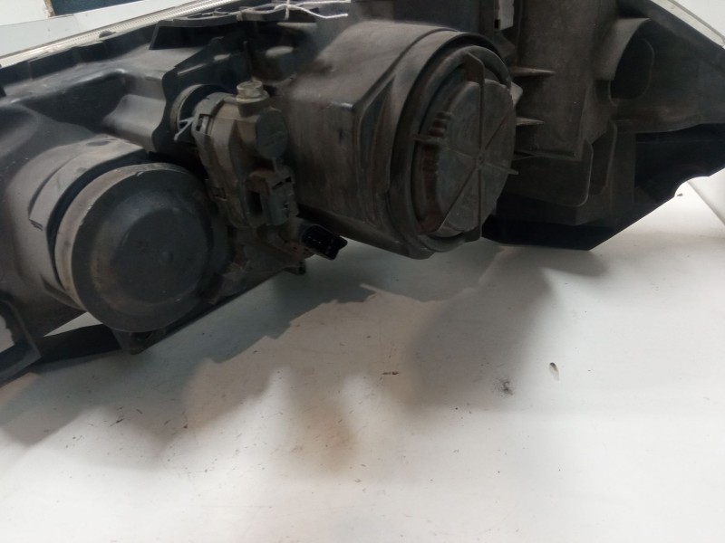 Recambio de faro derecho para renault megane ii coupé-cabriolet (em0/1_) 1.5 dci (em1e) referencia OEM IAM   