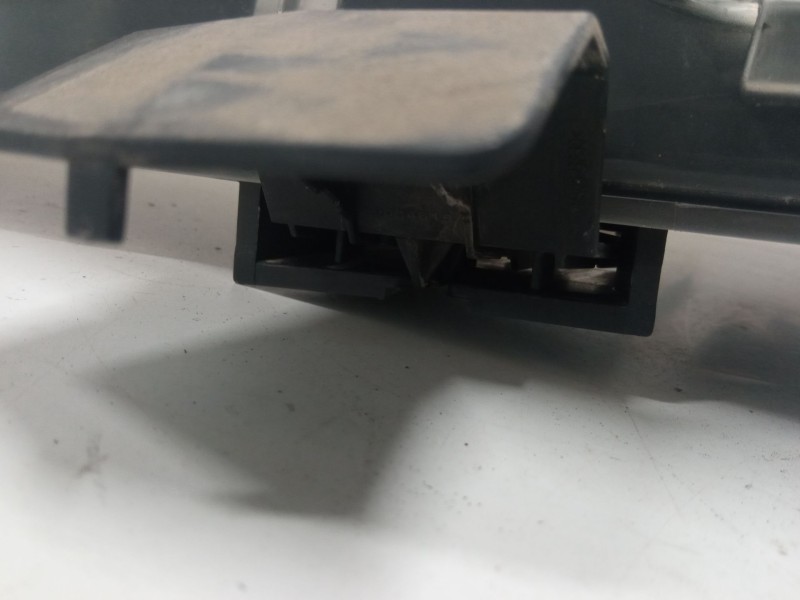 Recambio de faro izquierdo para peugeot 107 (pm_, pn_) 1.0 referencia OEM IAM   