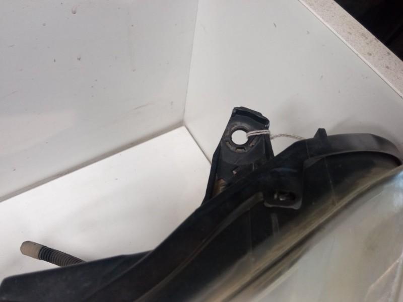Recambio de faro izquierdo para peugeot 107 (pm_, pn_) 1.0 referencia OEM IAM   