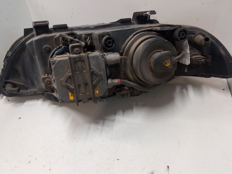 Recambio de faro derecho xenon para bmw 5 touring (e39) 525 d referencia OEM IAM   
