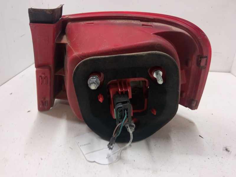 Recambio de piloto trasero izquierdo para volkswagen passat b6 (3c2) 2.0 tdi 16v referencia OEM IAM   